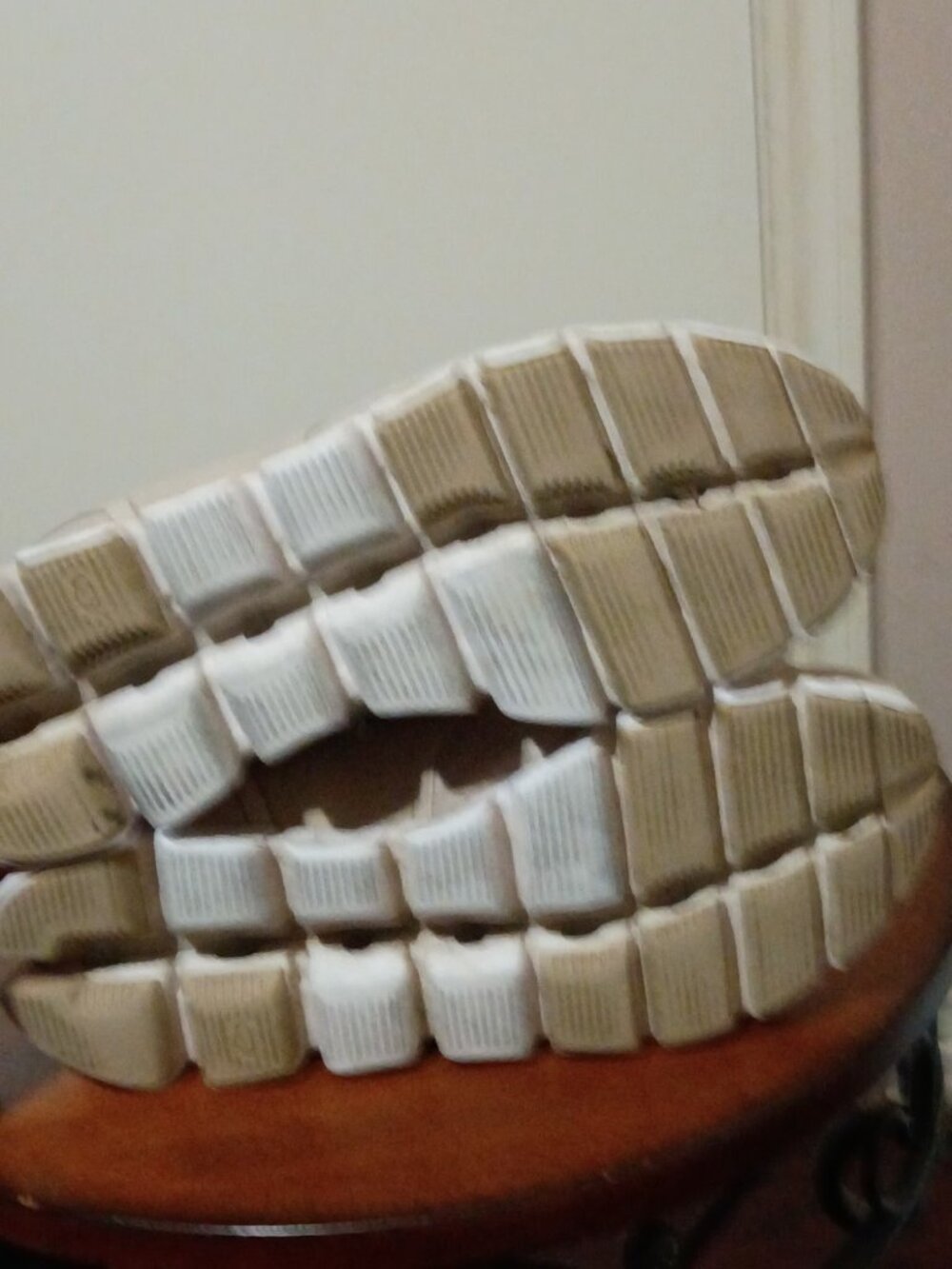 On Running Cloud Terry Dune Sand/Pearl Women's Size 7.5 Running Shoes - Picture 3 of 13